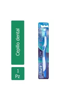 Cepillo Dental Oral B Advantage 3 D White Empaque Con 1 Pieza